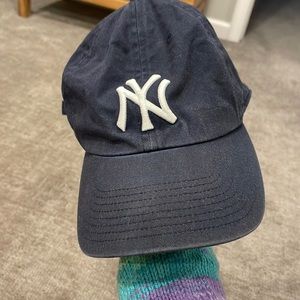 Yankees cap